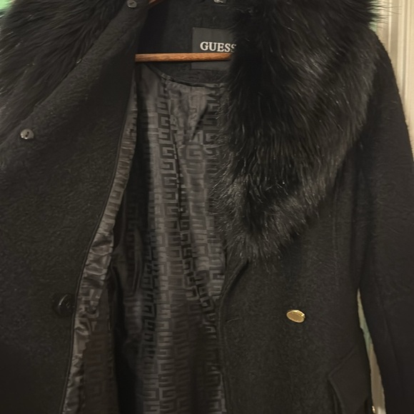 Guess peacoat with fur - Picture 12 of 15